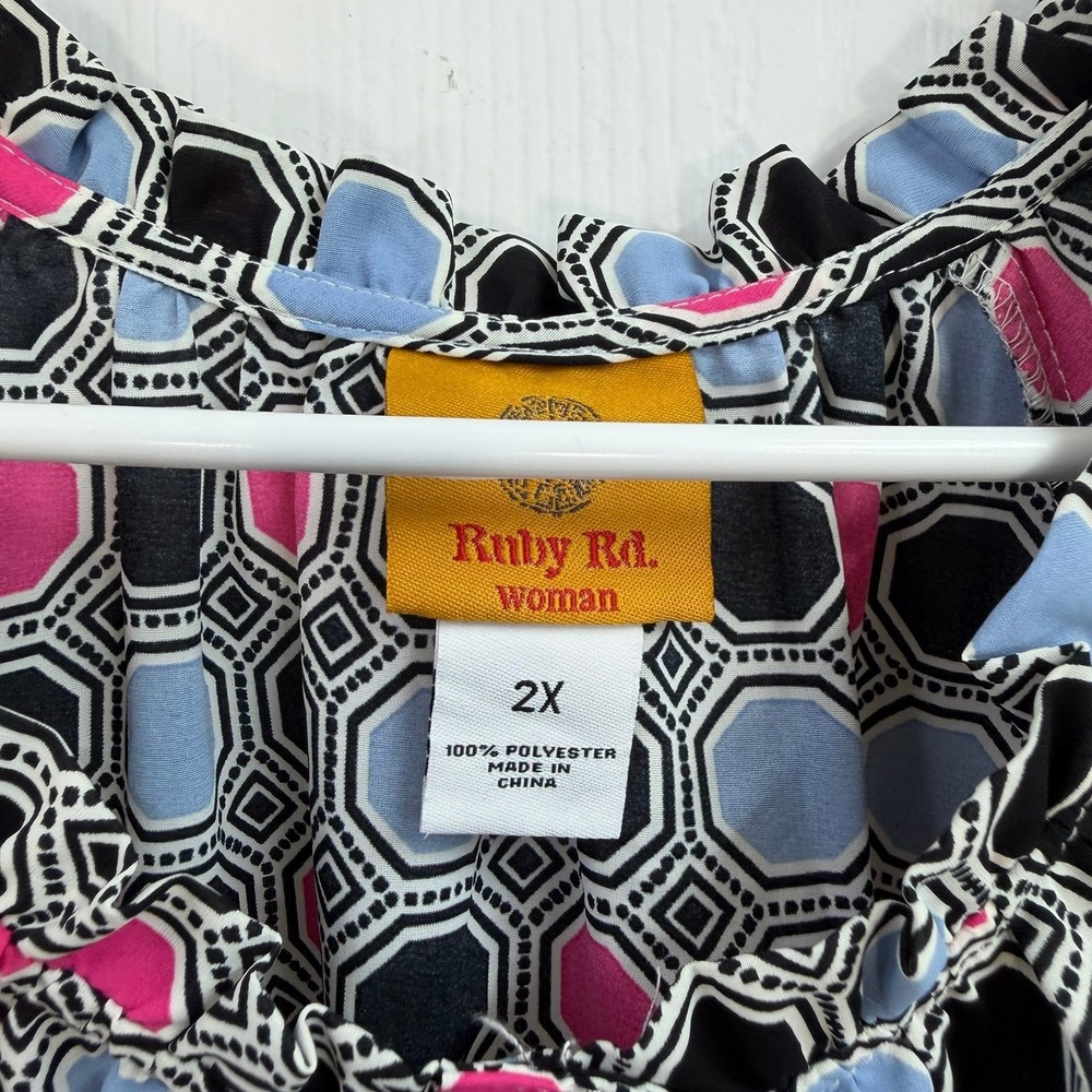 Ruby Rd multicolor geometric half sleeve loose relaxed scoop neck blouse 2X - Picture 3 of 5